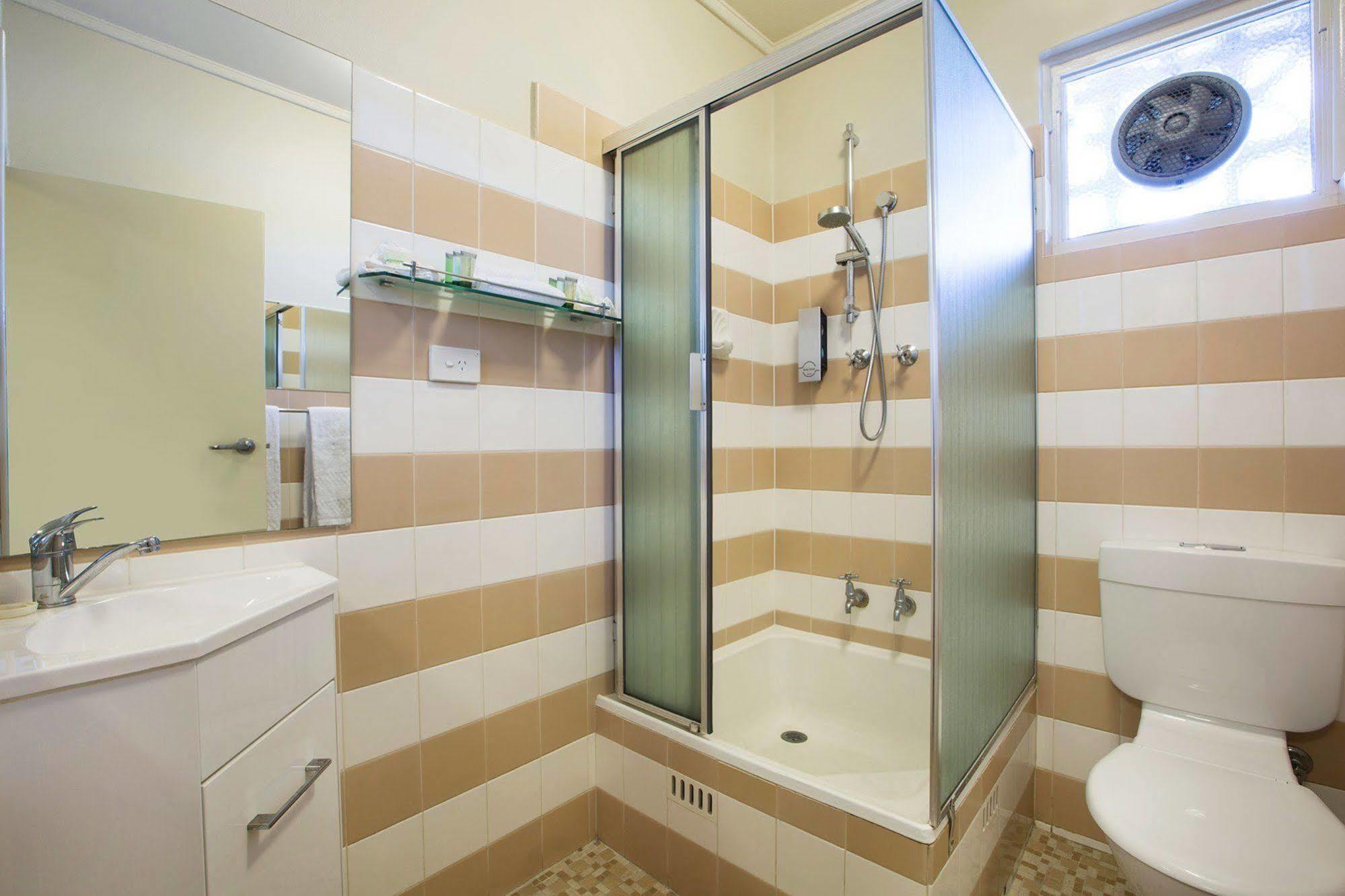 Enfield Hotel Adelaide Bagian luar foto