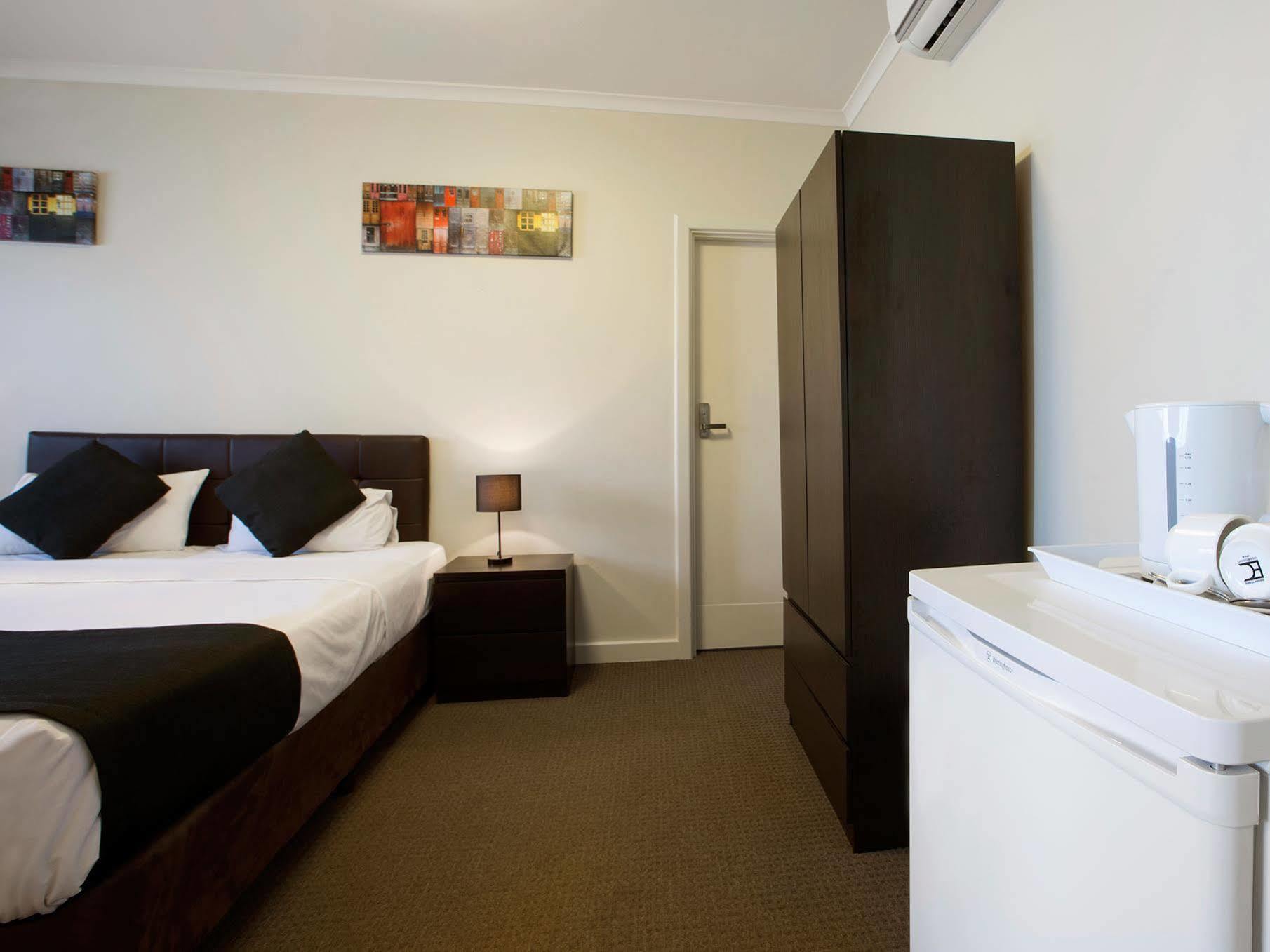 Enfield Hotel Adelaide Bagian luar foto